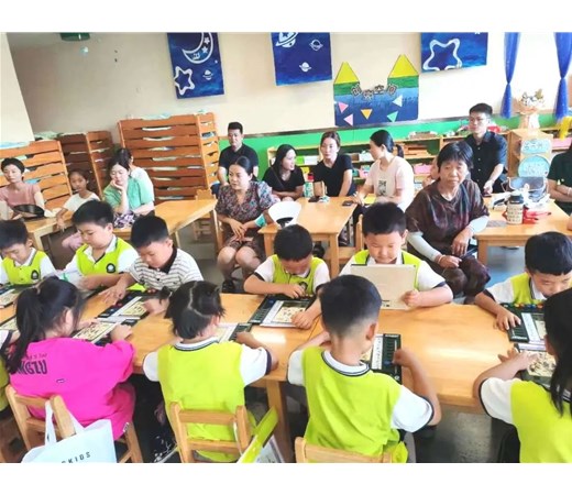播种兴趣 收获美好——商丘市智谷幼儿园延时班期末汇报活动